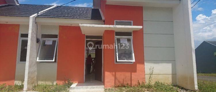 Dijual Rumah Bagus Springwood Maja Lebak 1