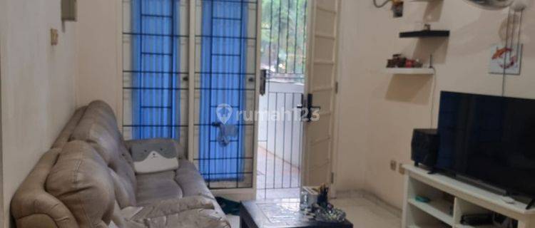 Rumah Under 2M di Metland Puri Kawasan Ramai Hot Property 1