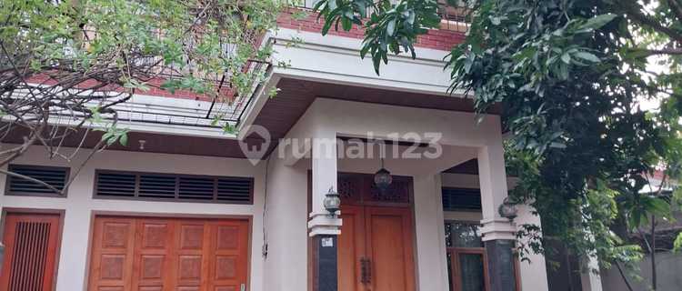 Rumah Bintaro Sektor 5 Bangunan Luas Rapih Dekat Tol 1