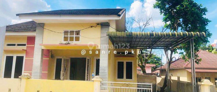 Rumah Sewa Cantik Minimalis Dibelakang Uir Marpoyan Ada Security 1