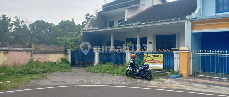 Rumah Hook 2 Lantai Akses 3 Mobil 1