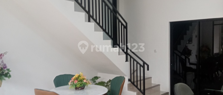 For Rent: 2-Story Shophouse Ready for Business at Kristal Aryana Shophouse, Karawaci, Tangerang 1