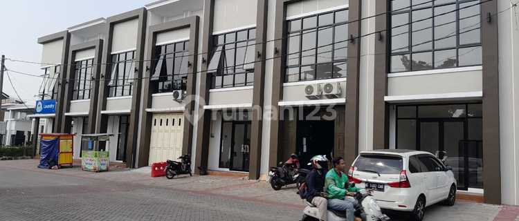 For Sale 2-Story Shop House Ready for Business, Ready for Profit with Strategic Location at Aryana Karawaci Tangerang 1