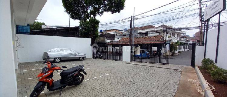 Ruko Baru 3 Lantai SHM di Menteng 1