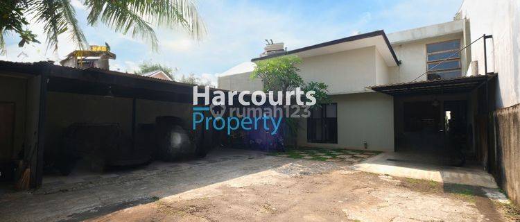 Dijual Rumah Luas Area Bintaro Ada Swimming Pool 1