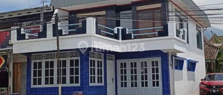Two-Story House Near Kopeng Tourist Area by the Road. Good SHM at Jl. Raya Kopeng No. Km13, Kopeng, Getasan, Semarang, Central Java, Indonesia, 50774, Kopeng 1