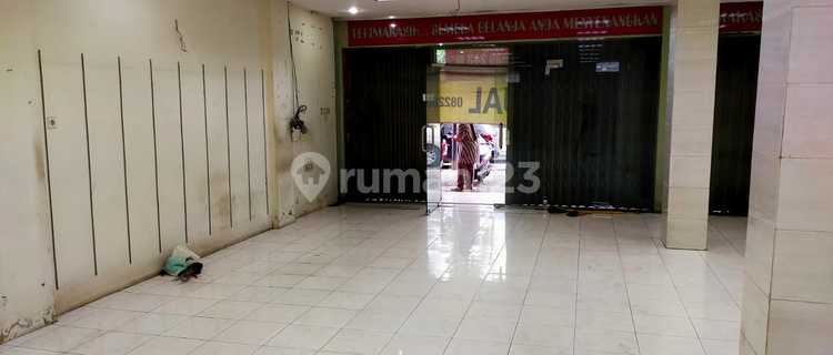 Shop House Near Menowo Gas Station on Jl. Jenderal Ahmad Yani, Kedungsari, North Magelang, Magelang City, Central Java, Indonesia, 56114, North Magelang 200.0 m² Unfurnished SHM 1