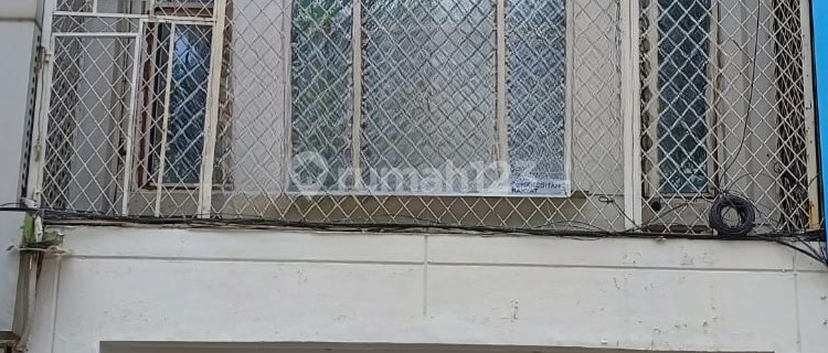 For Rent/Sale Nice, Neat Shop House, Ready to Use @boulevard Kelapa Gading 1