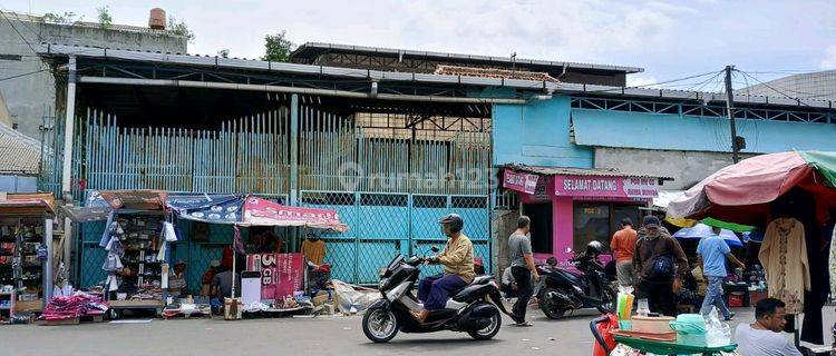 Gudang di Jalan Bekasi Barat III, Jatinegara 1