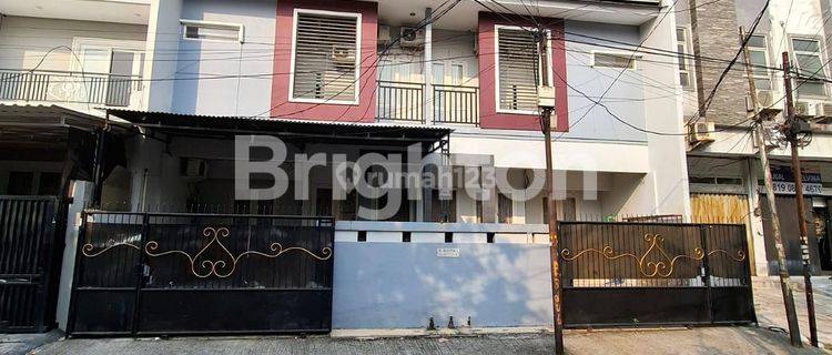 Rumah Kost 16 Kamar Green Ville Dekat Central Park Jakarta Barat 1