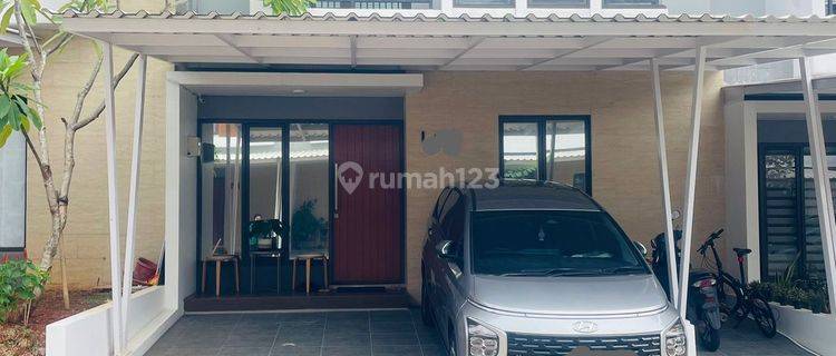 Dijual Rumah 2 Lantai Di Premier Estate Shm Bagus 1