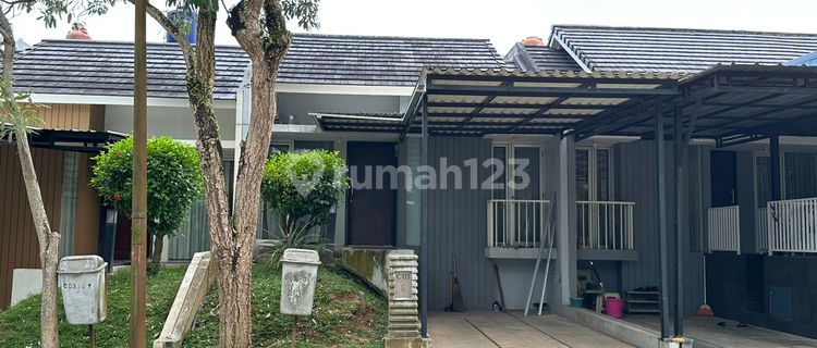 For rent fully furnished ready-to-occupy house at Citra Grand City. 1