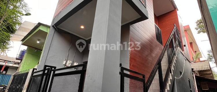 Rumah Baru Bebas Banjir Di Makasar Jakarta Timur 1