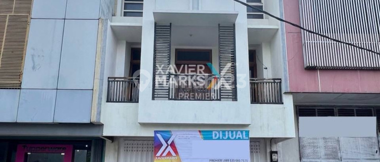 Strategic 3-Story Shophouse on A Yani Road Axis, Blimbing, Malang 1