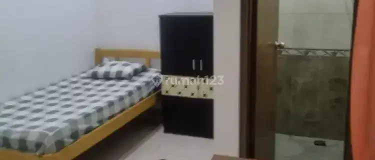 Kost Pria Kary FREE WIFI
Ubaya UPH UPN Tenggilis Rungkut SIER MERR 1