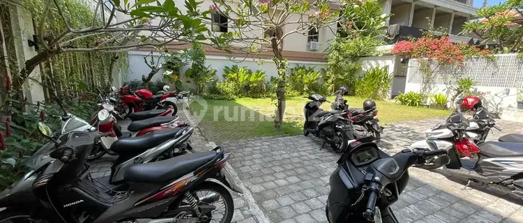 Cheap Boarding House Near Beachwalk Mall Kuta Beach 1