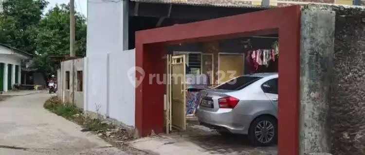 AC/non-AC boarding house, Jl. Raya Cikarang Cibarusah (employee bus route) 1