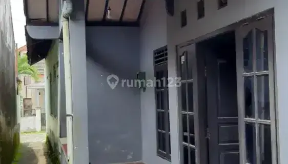 Rumah Kost Wanita dekat SMKI, SMM, SMSR, Dekat perbatasan Jogja Bantul 1