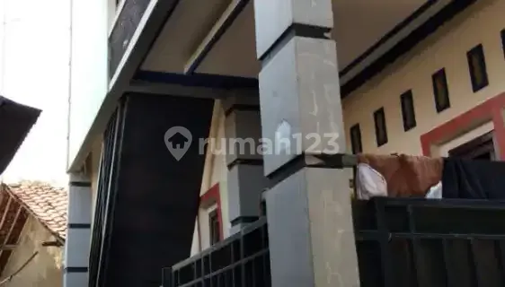 Women's boarding house in Depok 1