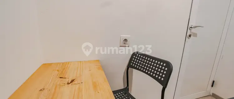 Abdi Annapurna Boarding House Type A, Corridor Window, Facilities: Washing Machine & Dryer 1