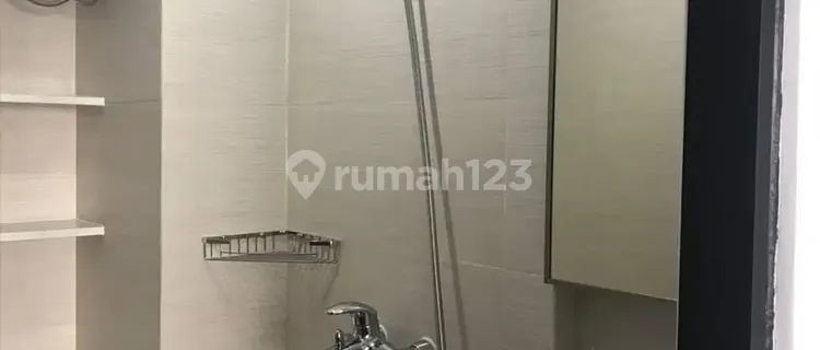 Free wifi, YouTube, Netflix, transit, daily stay available, come to Gateway Pasteur. 1