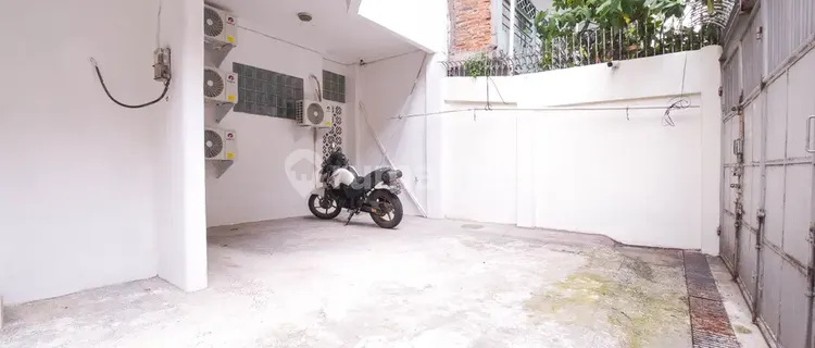 For Rent: Essence Taman Sari Boarding House, Ready to Occupy, Furnished, Near Hayam Wuruk 1