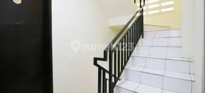 Cheap Boarding House HelloRoom Mangga Besar 13 1