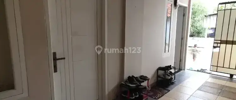 Kost kos laki Bintaro 1