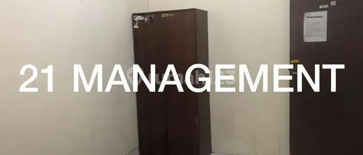 Employee boarding house behind CP Mall, main road for 2 cars. 1