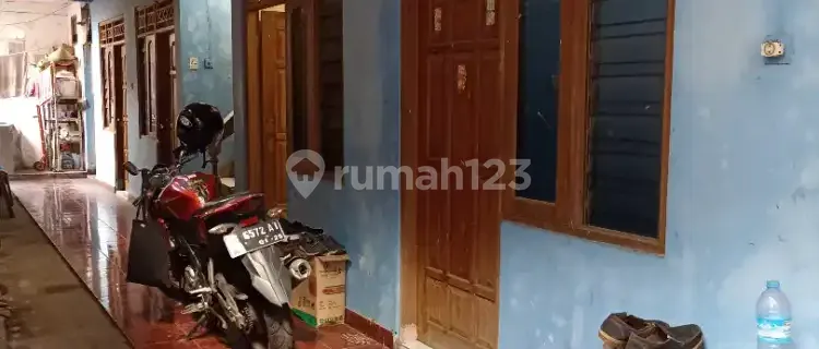 Boarding house for men, room 3 aware. 1