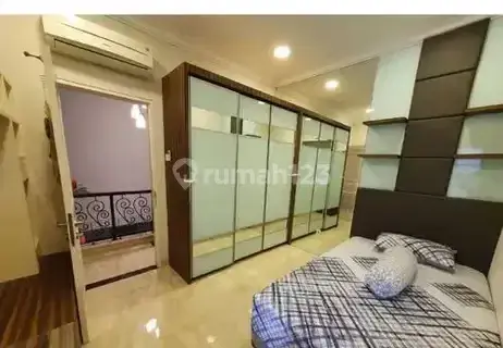 Kost Exclusive Khusus Wanita Kelapa Gading 1