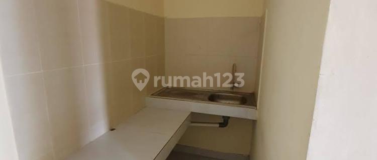 monthly rental in bintaro comfortable with car and motorcycle parking wifi available 1