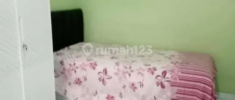 LADIES' BOARDING HOUSE BINTARO 1