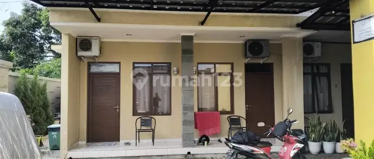 VViP Boarding Room AC Non-AC Hot Water Ready to Move In Citarum Bandung Regency 1