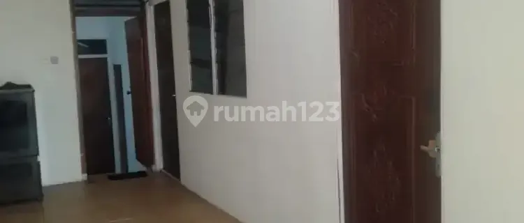 Cheap AC boarding house for female workers/students 1