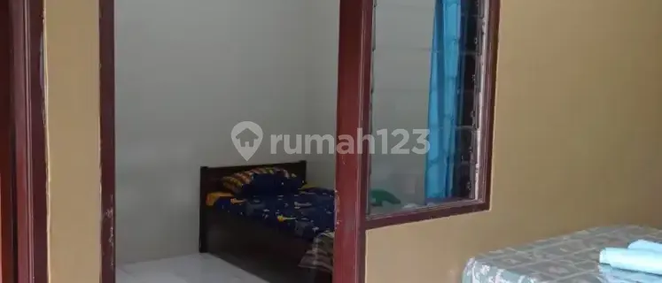 Cheap women's Muslim boarding house 1