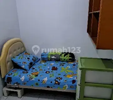 Boarding house for female employees and college students in Pondok Kopi area, East Jakarta. 1