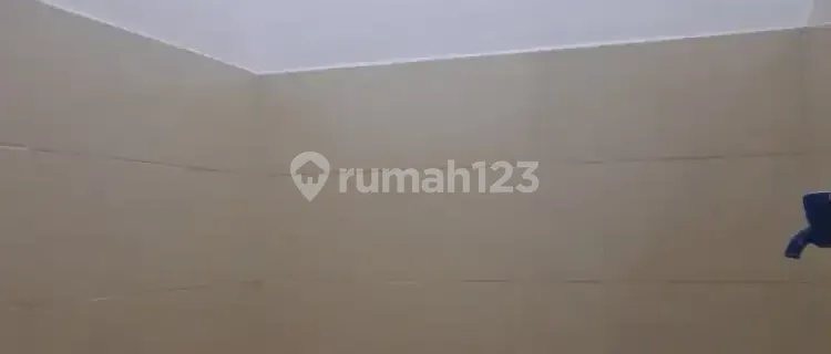 Mrs. Ida's boarding house, Mampang Prapatan V 1