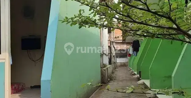 Pondok Midini Rentals &amp; Boarding Houses very close to Delta Silicon Hyundai Ejip. 1