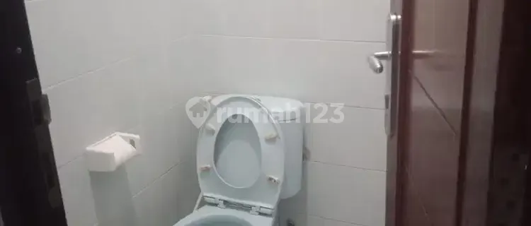 For Rent: Rooming House in Depok, Two Rooms, Close to Pesona Khayangan. 1