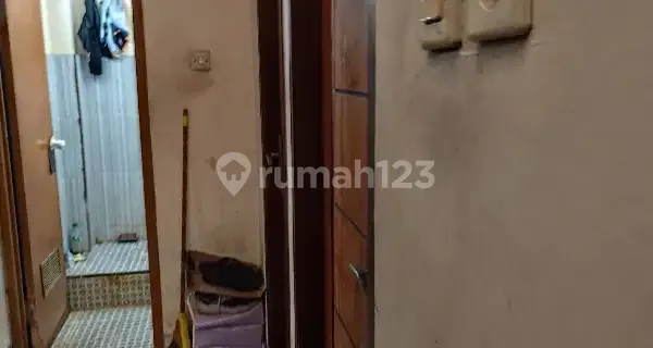 Cheap AC male-only boarding house 1