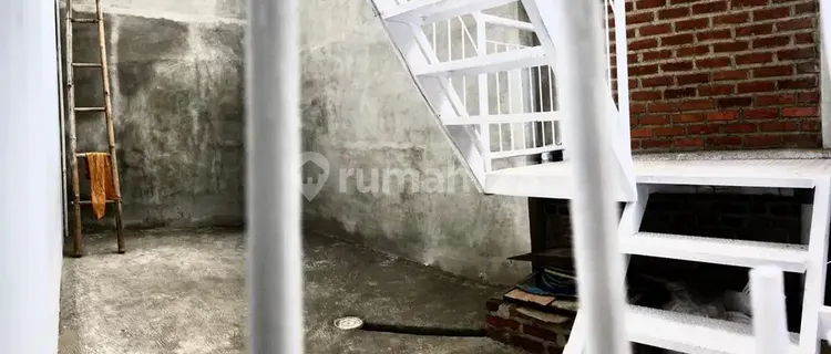 Islamic boarding house in Cipaganti Cihampelas, Bandung city 1