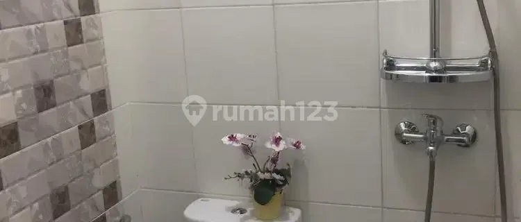 EXCLUSIVE WOMEN'S BOARDING HOUSE IN TEBET BARAT 1