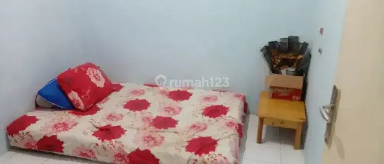 KOST PUTRI GRAHA LESTARI 1