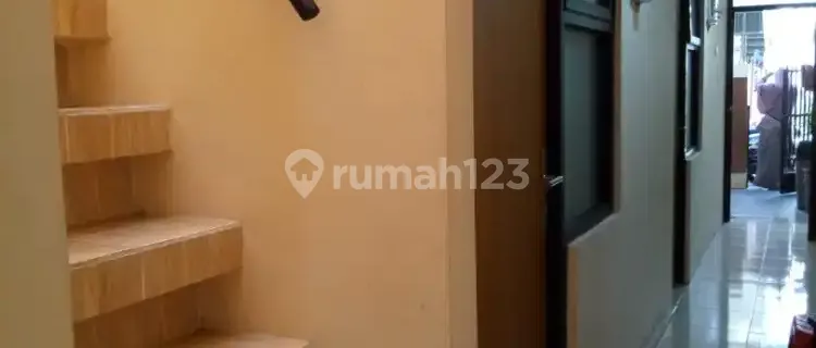 For Rent: Women's Boarding House in Kalibata Pancoran (Porti Boarding House) 1