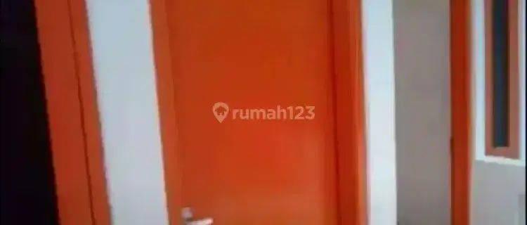 Kost Murah kamar mandi dalam 1