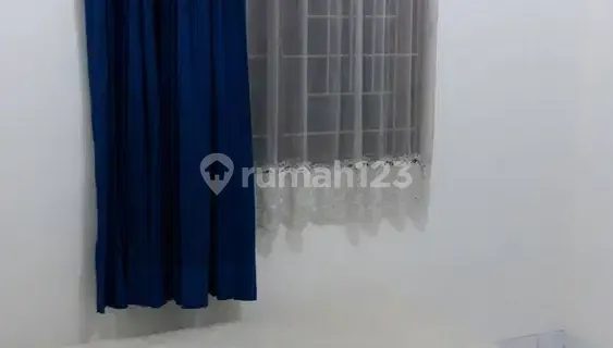 Women's Boarding House in Kebayoran Baru 1