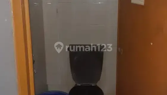 For Rent: Boarding House in a Strategic Location 1