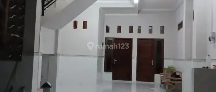 kost kamar kipas dan AC 1