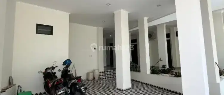 Kost putri eksklusif jln tatasurya unisma,UB,UIN,UMM, dinoyo Malang 1